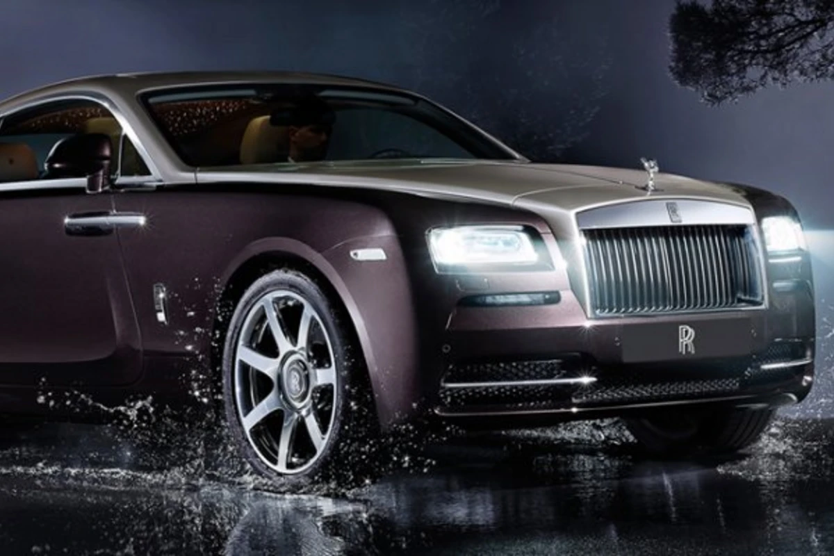 Rolls-Royce показал самую мощную модель