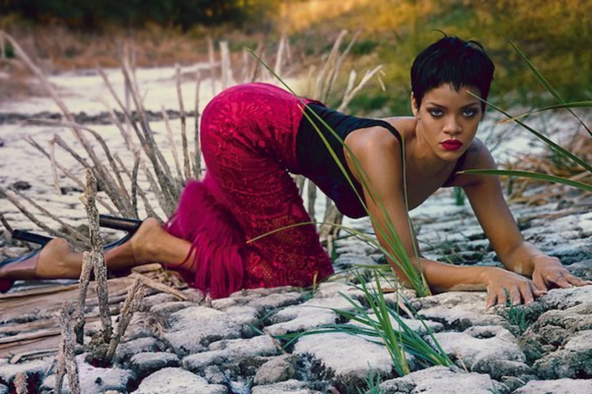 Rihanna появилась на обложке журнала Elle (видео)