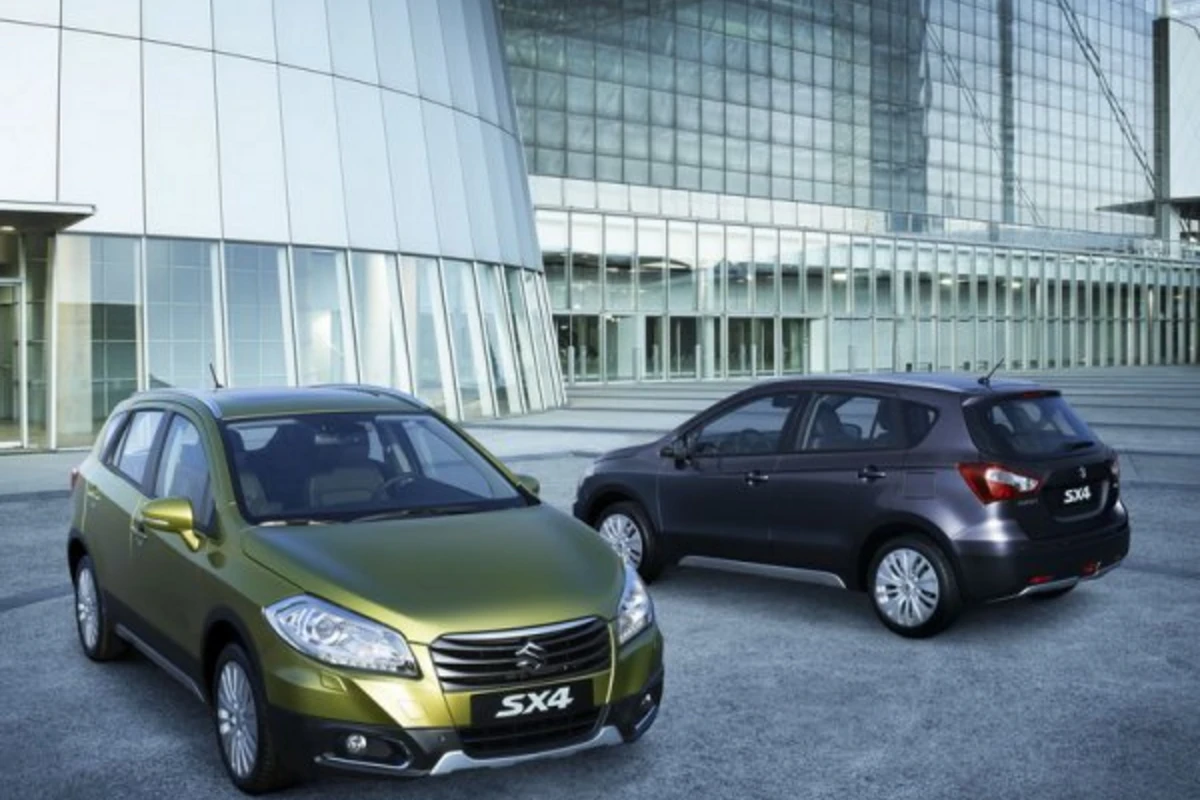 Suzuki представила в Женеве новый SX4