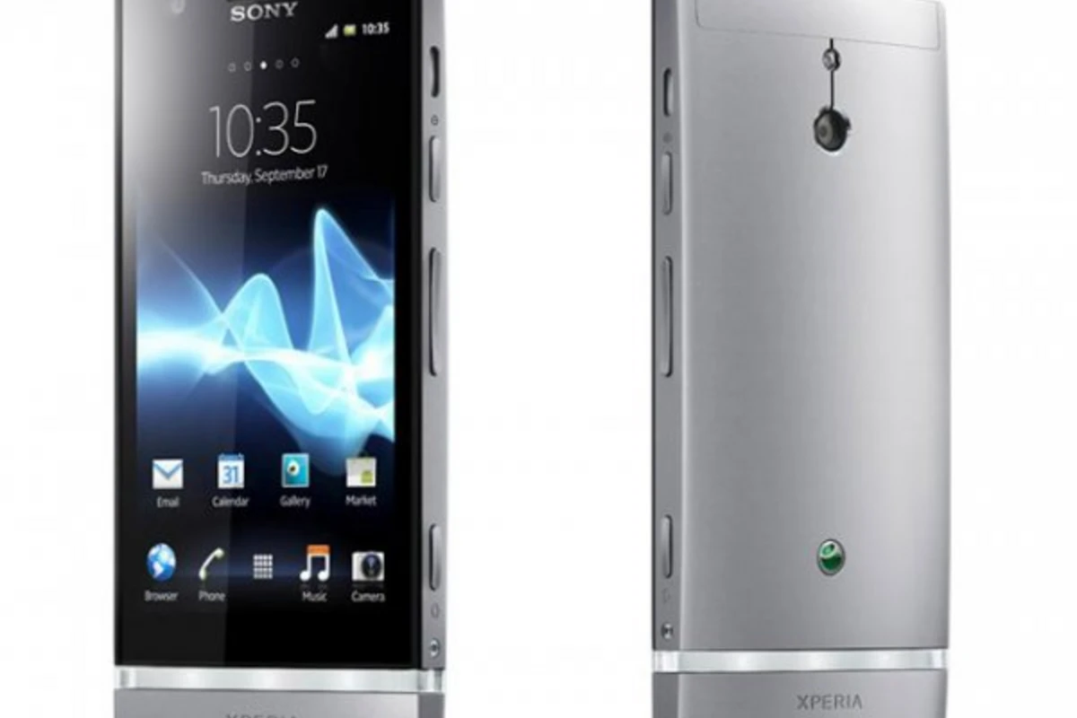 Sony Mobile представила смартфон Sony Xperia SP (видео)