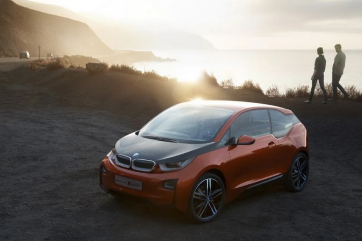 BMW представил новый электрический прототип i3 Concept Coupe