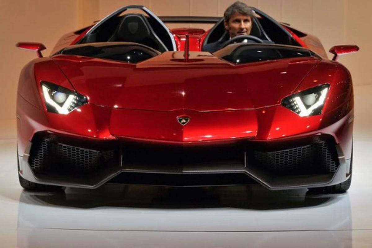 Полицейские Дубая будут патрулировать город на Lamborghini