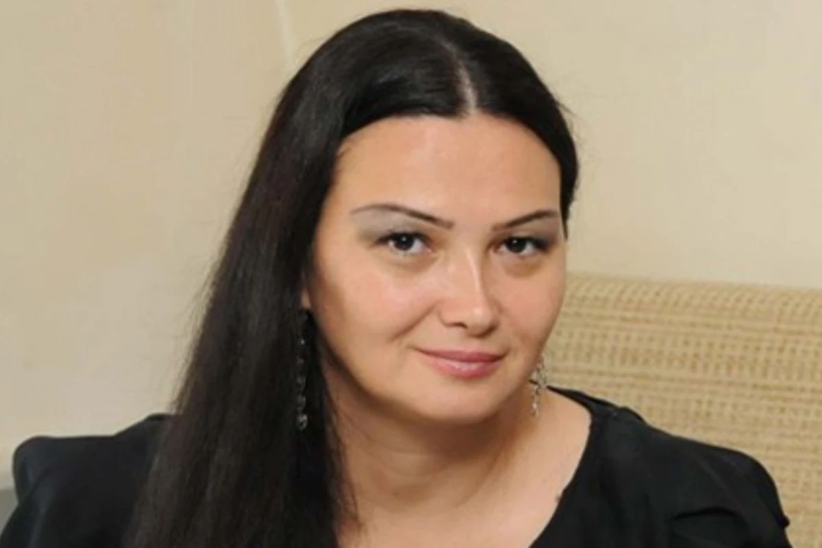 Ганира Пашаева рассказала как армянский певец поцеловал ей руку (видео)