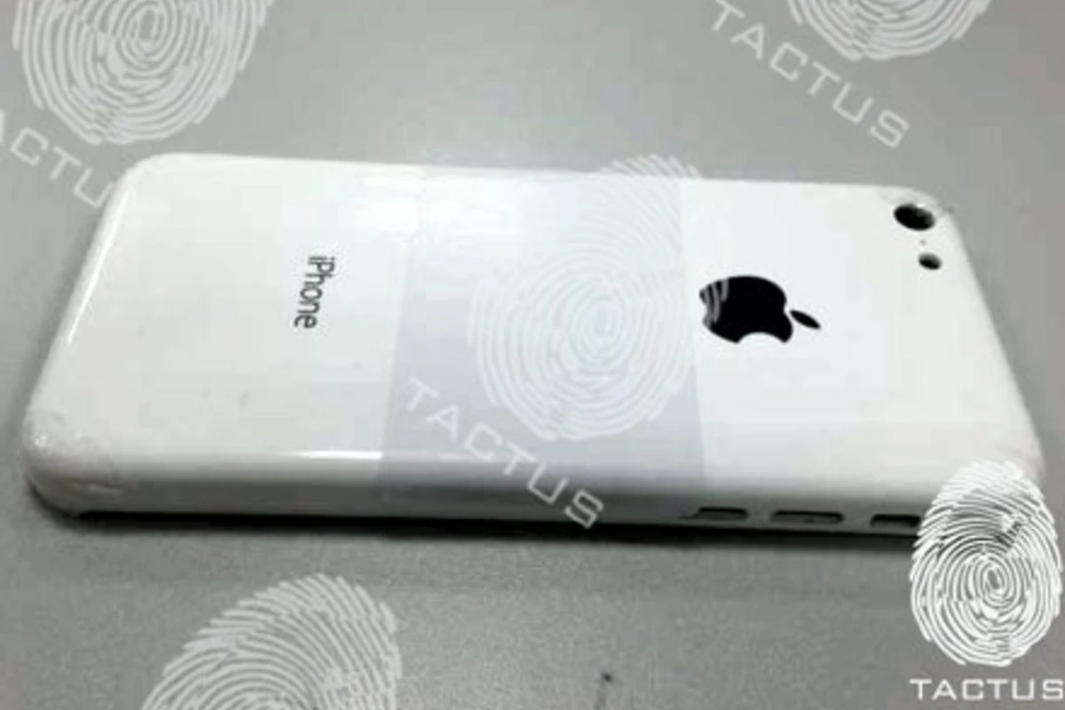 Опубликовано первое фото iPhone для бедных