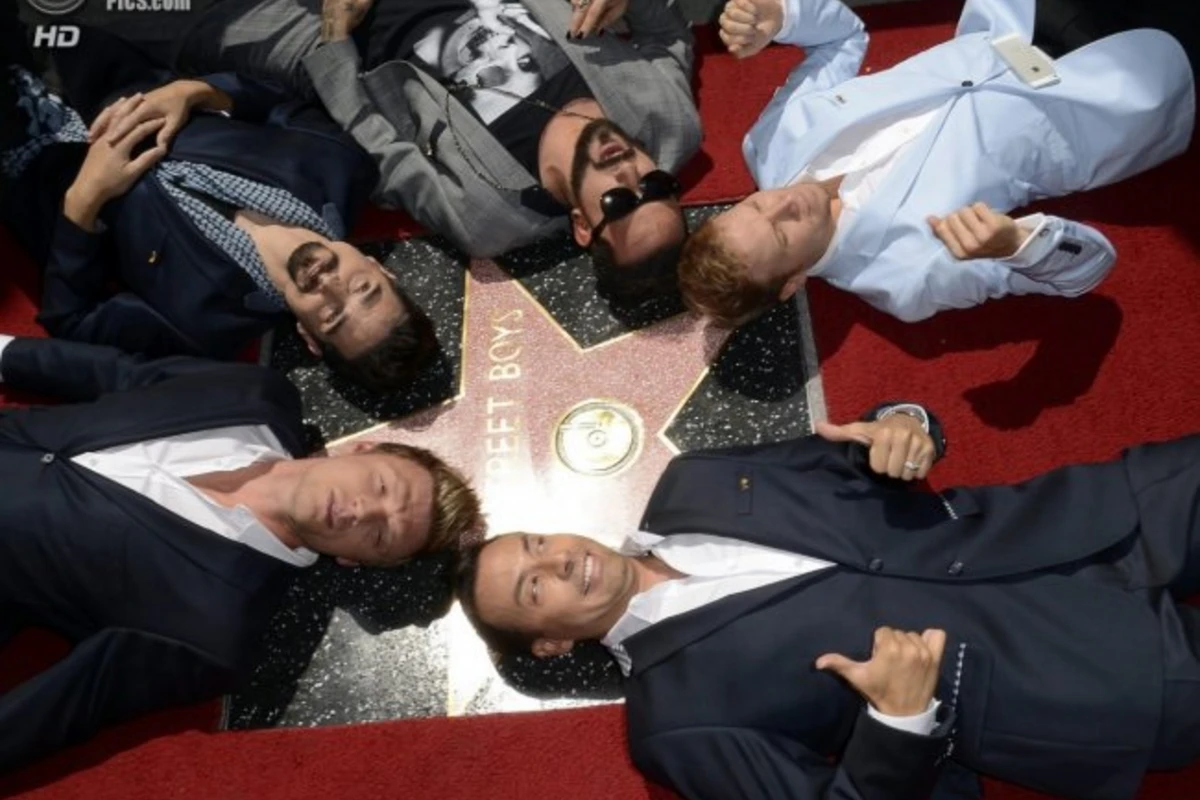 Участники группы Backstreet Boys получили звезду на Голливудской «Аллее славы»