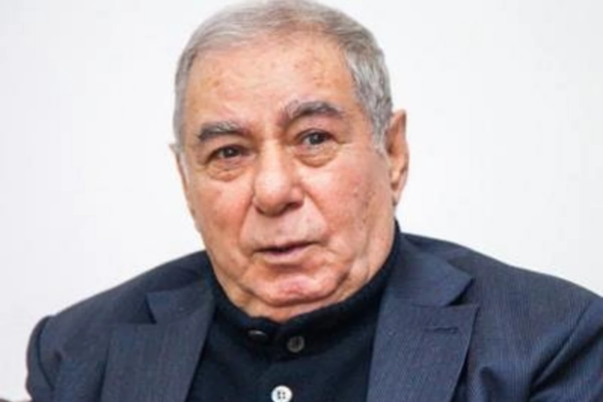 Акрам Айлисли: «Никуда я не уехал»