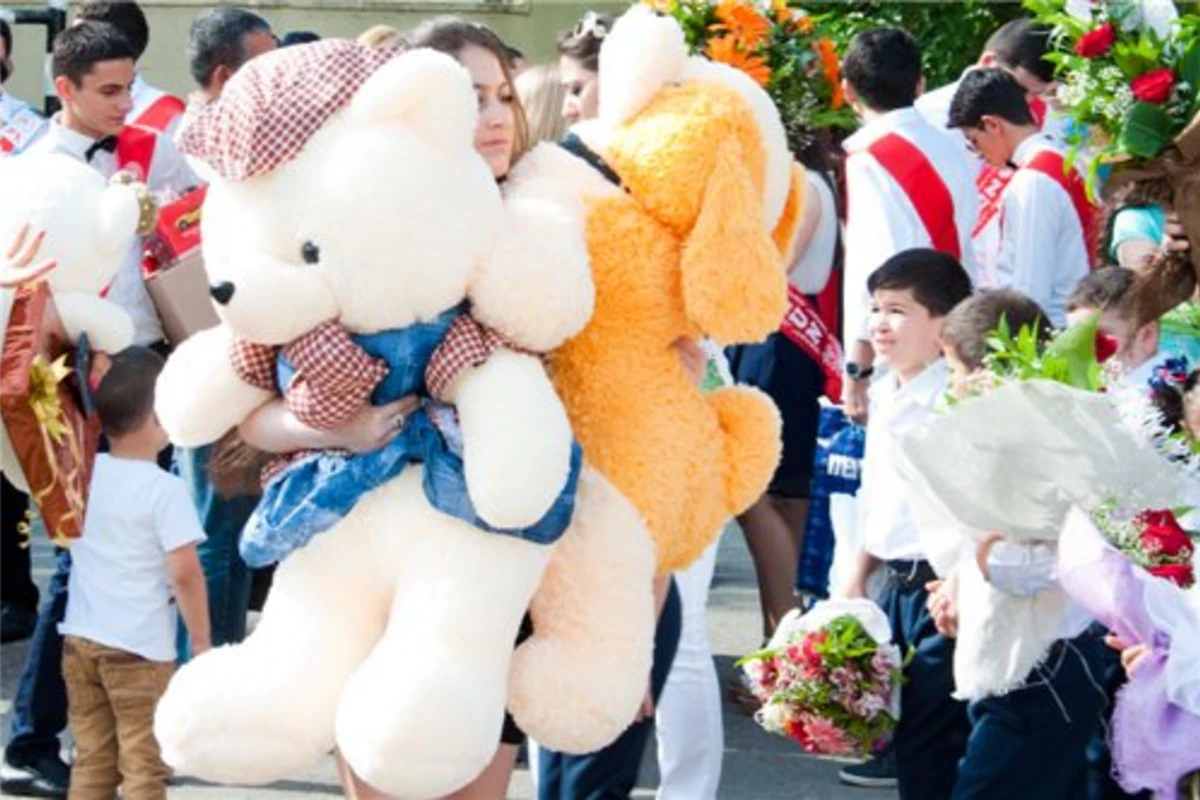 Последний звонок в Баку