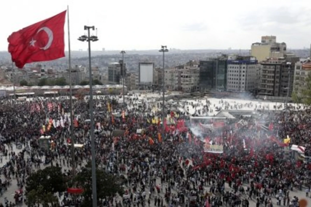 Демонстранты в Стамбуле продолжат акцию протеста