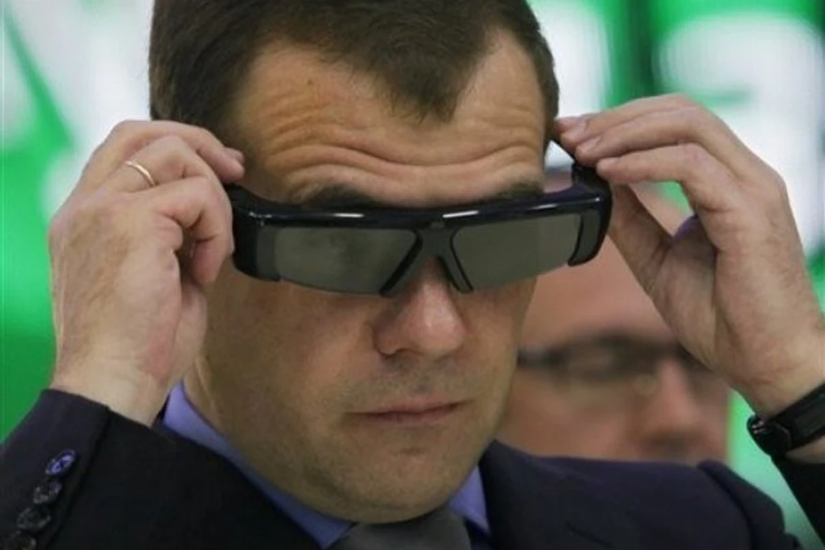 Дмитрий Медведев собрал миллион «лайков» в Facebook