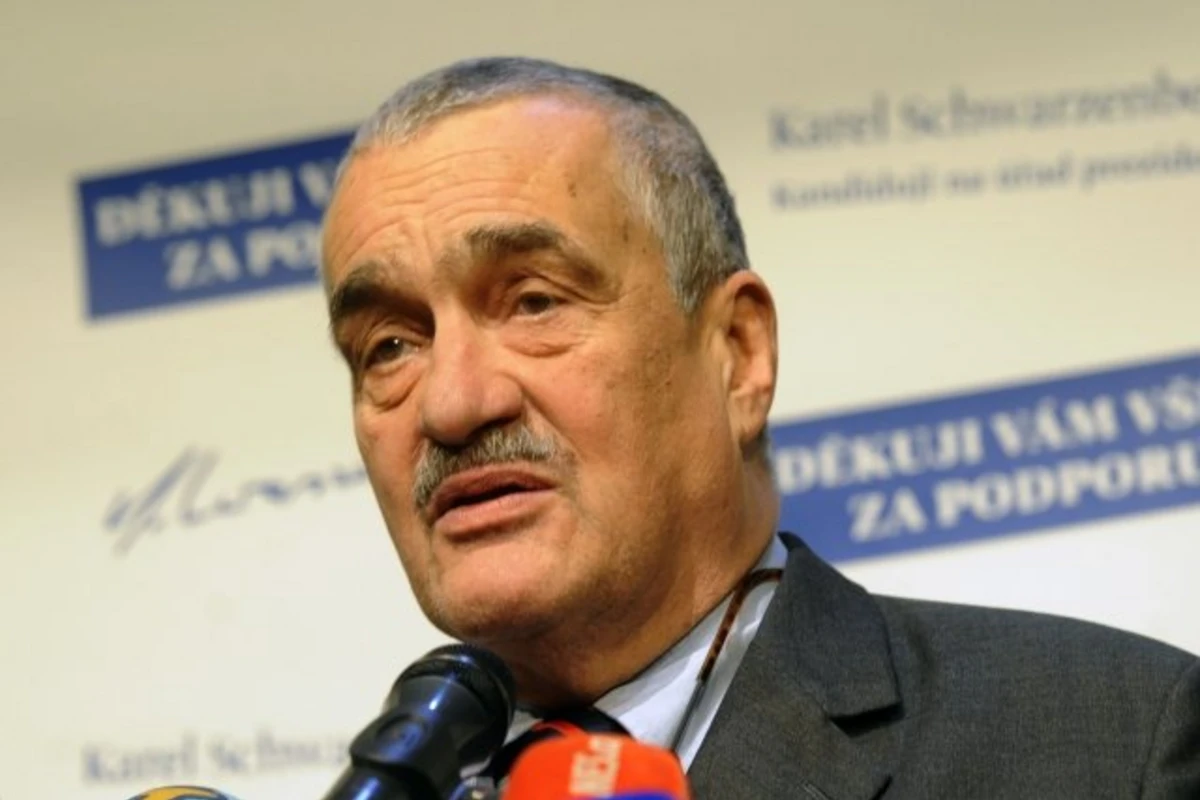 Глава МИД Чехии извинился перед Азербайджаном