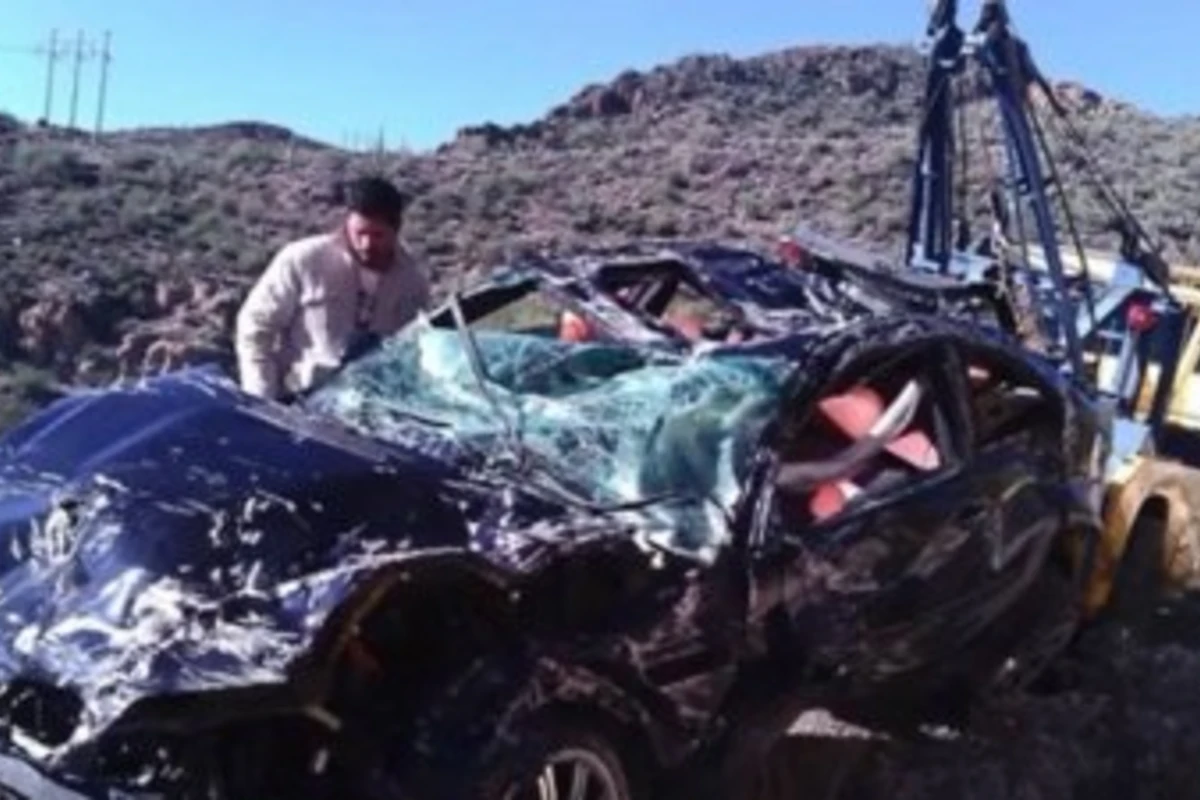 Водитель BMW снял смертельный полет с обрыва на камеру (видео)
