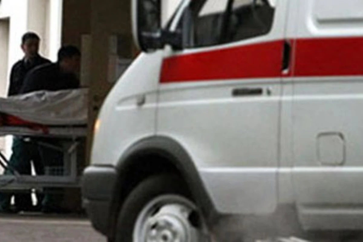 В Баку трагически погиб рабочий