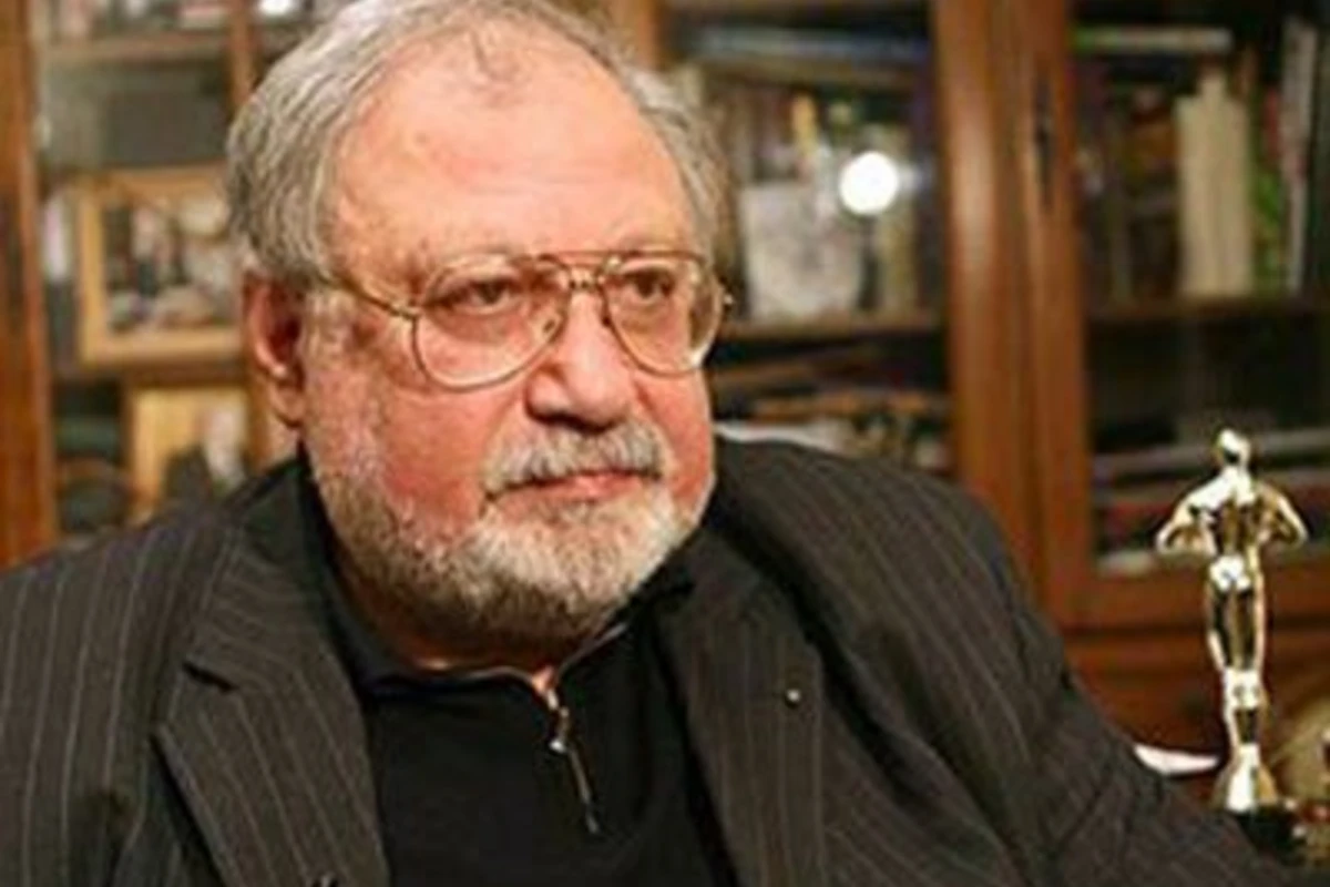 Рустам Ибрагимбеков избран единым кандидатом оппозиции