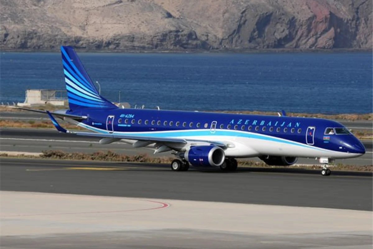 AZAL приобрел пассажирский самолет Embraer AZAL приобрел пассажирский самолет Embraer