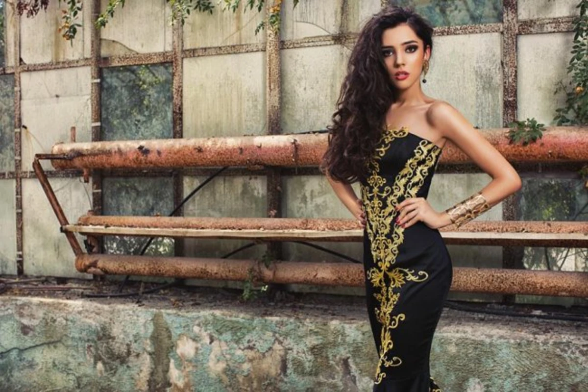 Азербайджанская участница международного конкурса Miss Supranational - 2013