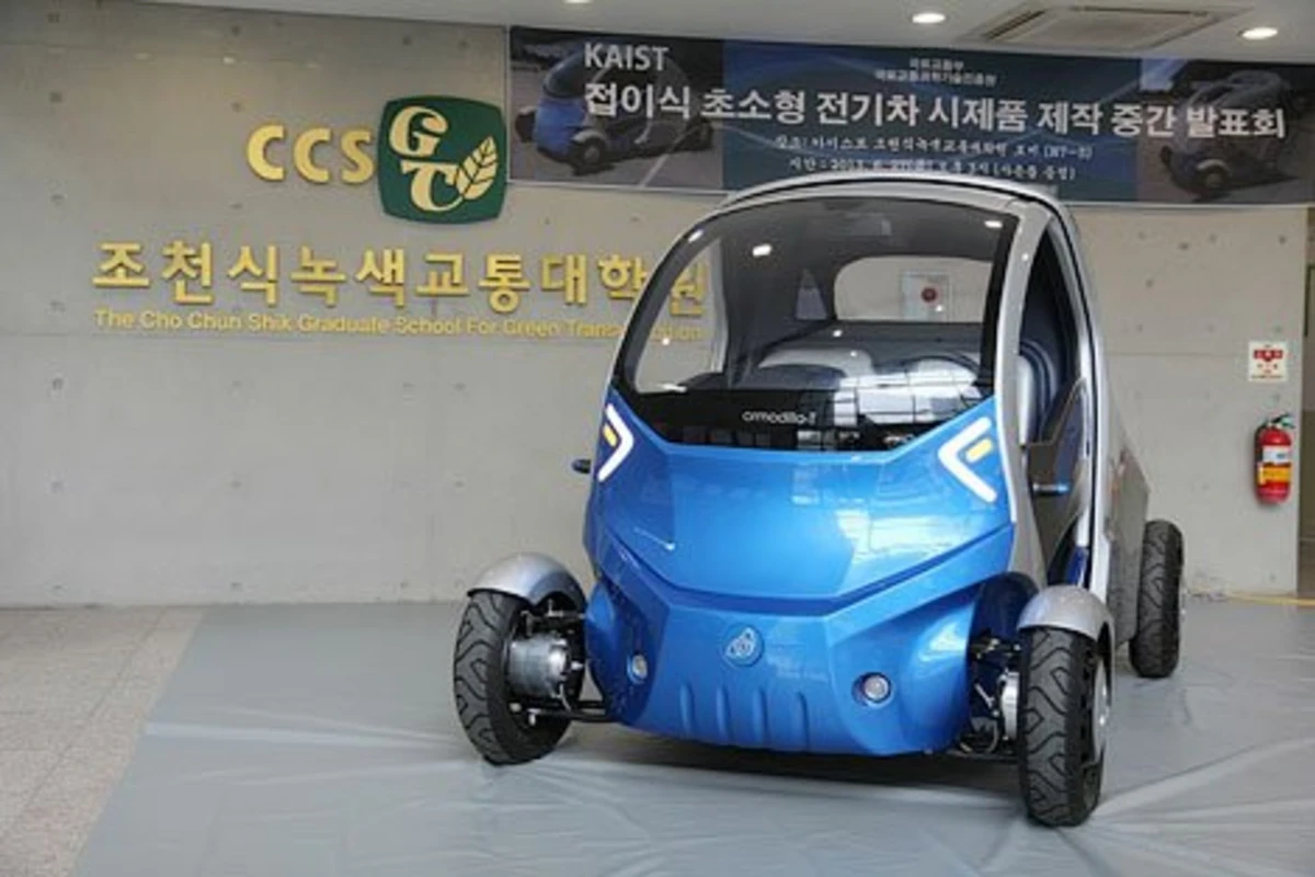 Корейцы разработали сворачивающийся автомобиль (видео) Корейцы разработали сворачивающийся автомобиль (видео)