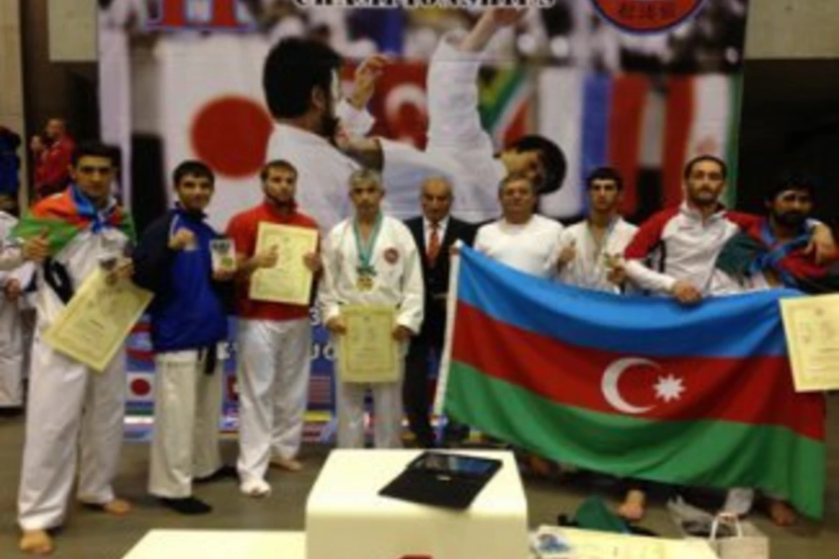 Азербайджанские каратисты завоевали медали на чемпионате мира в Японии