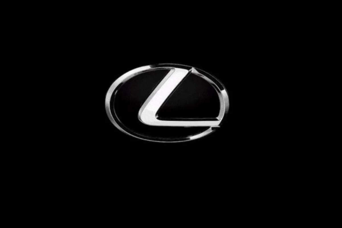 Азербайджанец подал в суд на «Lexus»