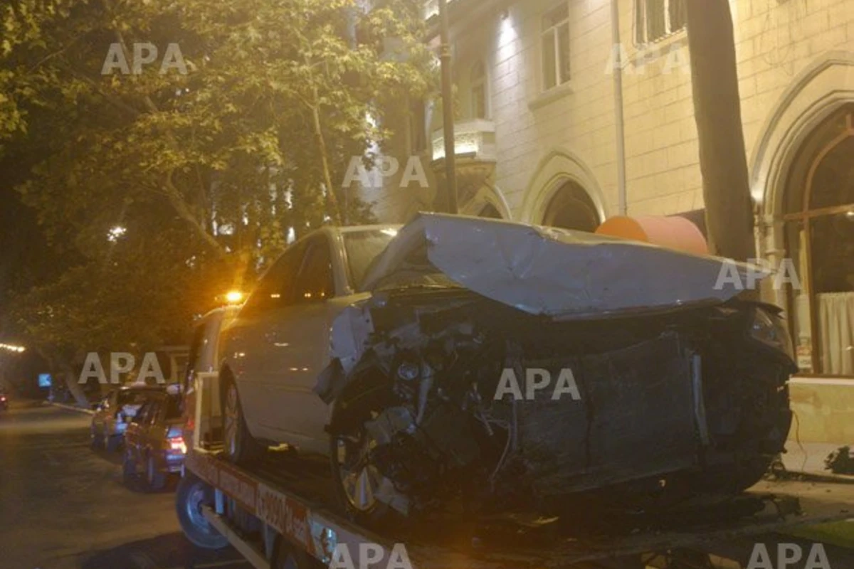 В Баку произошла цепная авария