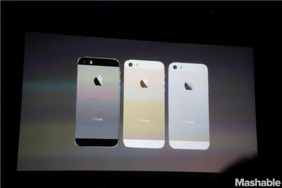 Apple представила iPhone 5S и 5C