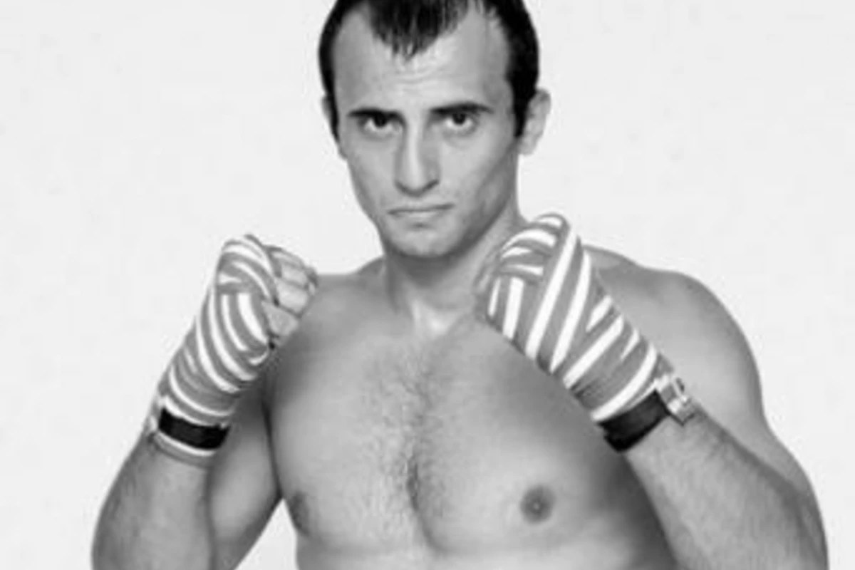 Азербайджанский тайбоксер стал чемпионом мира