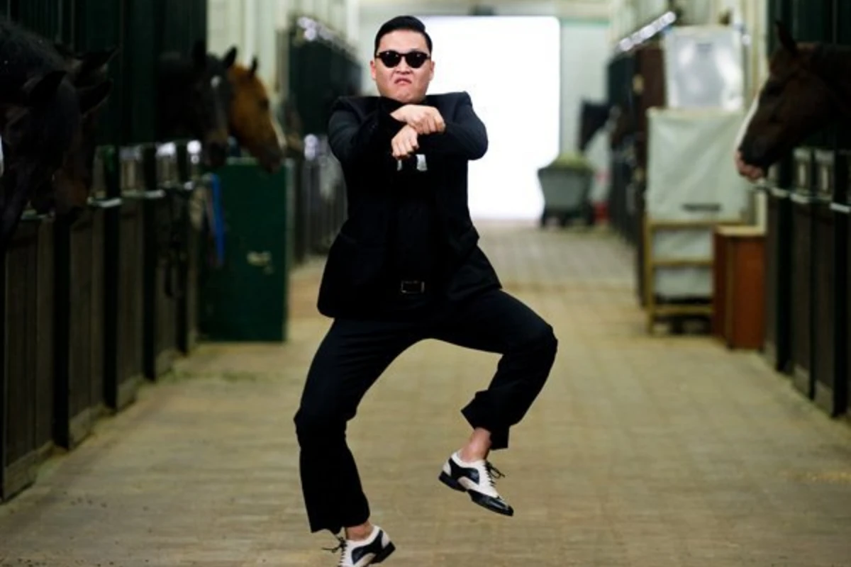 Оркестр Госпогранслужбы Азербайджана исполнил «Oppa Gangnam Style» (видео)