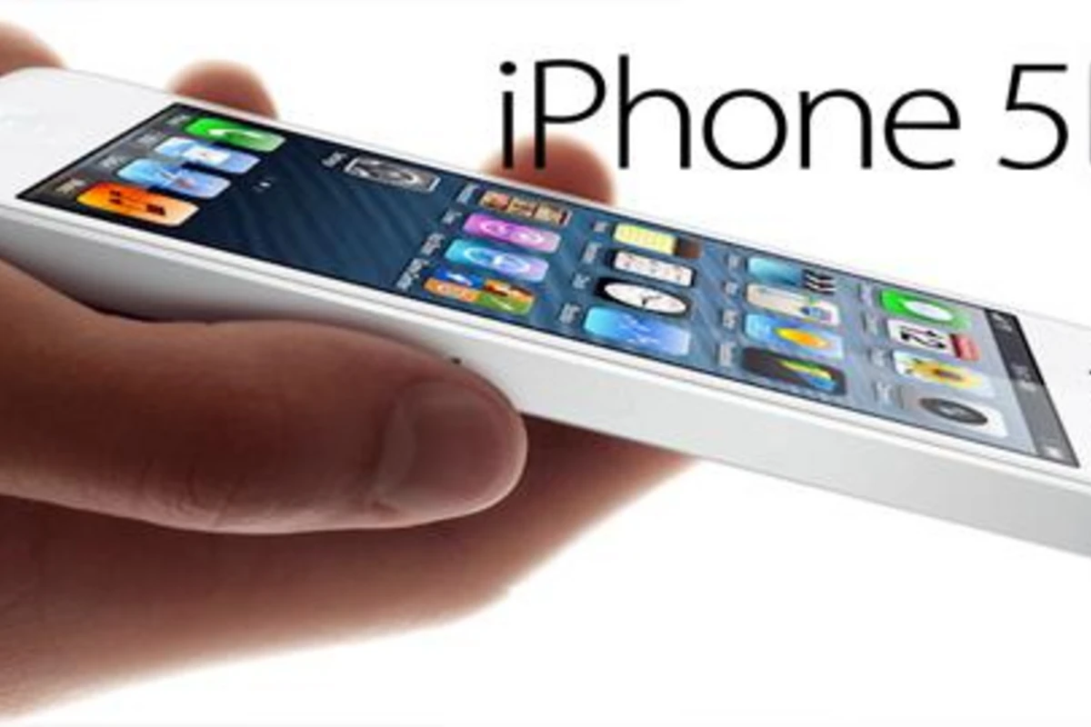 В Баку уже появился новый Iphone 5S