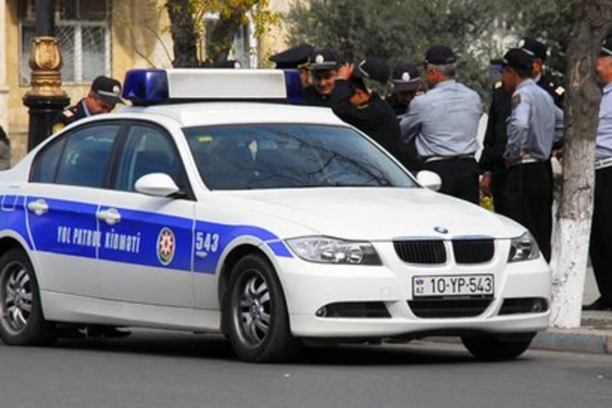 В Азербайджане наказаны сотрудники дорожной полиции