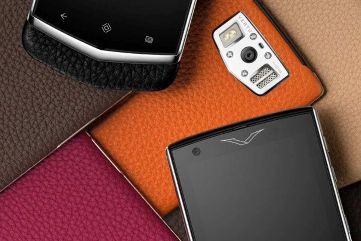 Vertu выпустит смартфон с корпусом из титанового сплава (видео)