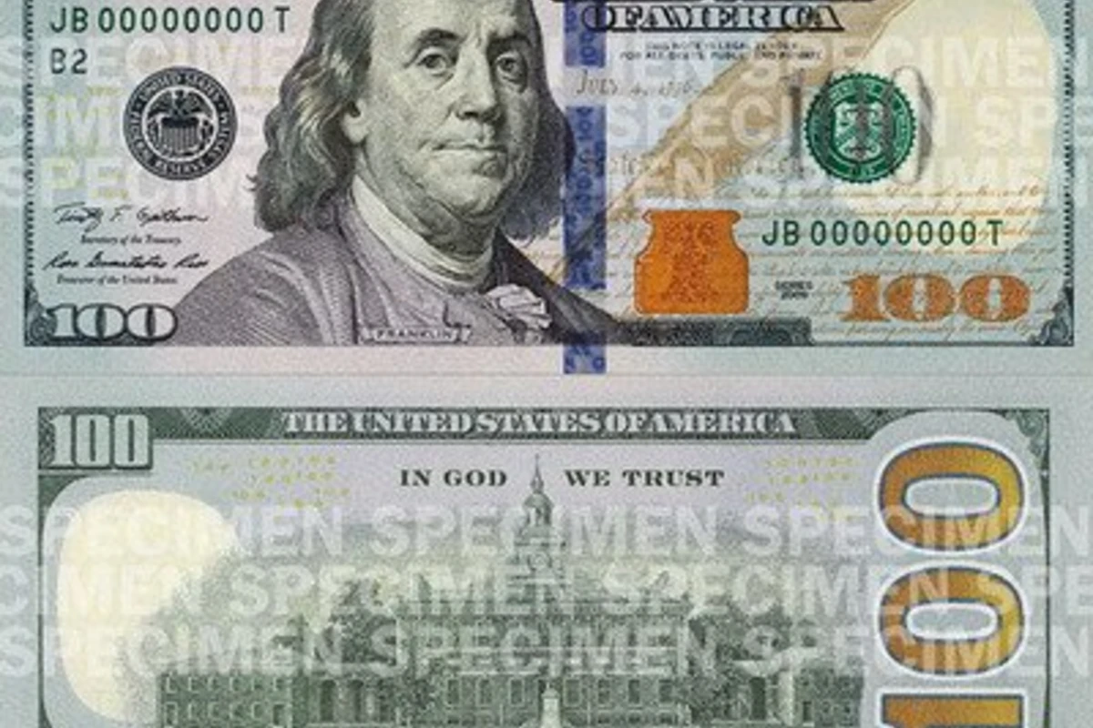 В США завтра выйдет в обращение новая 100-долларовая купюра В США завтра выйдет в обращение новая 100-долларовая купюра