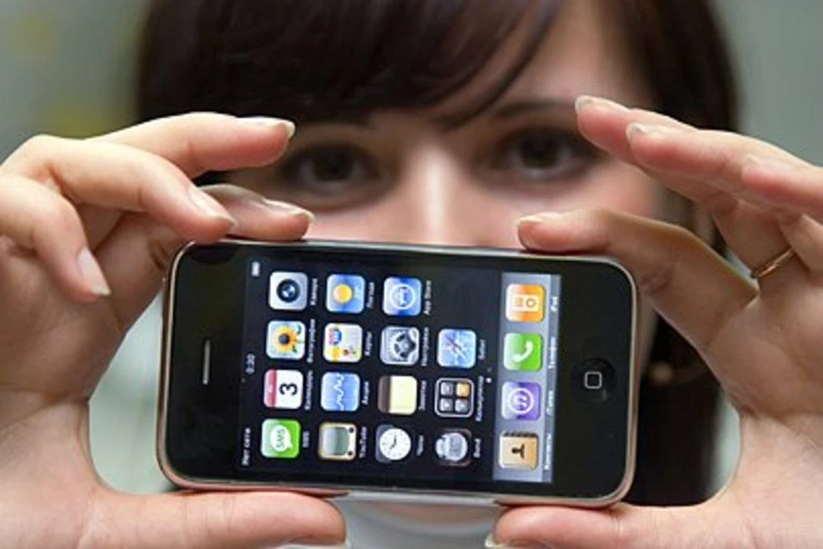 На юге Китая выявлена мастерская по изготовлению фальшивых iPhone
