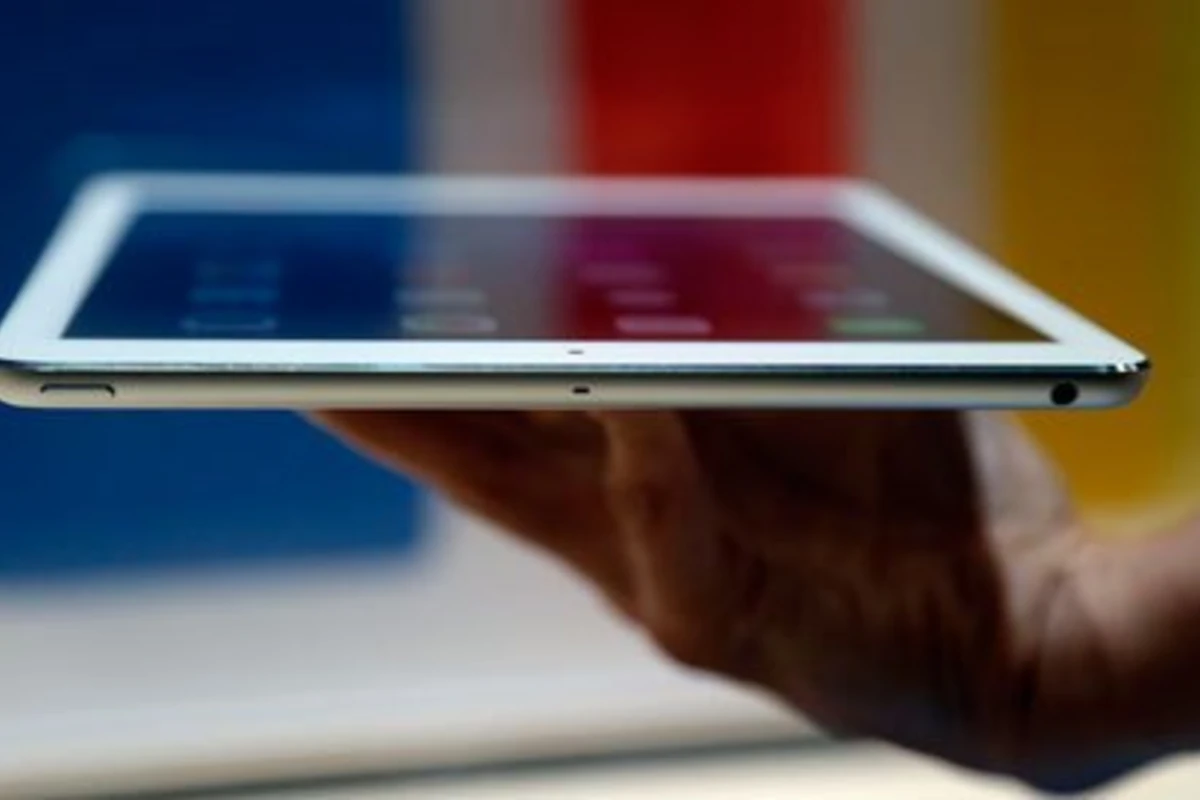 В США стартуют продажи iPad Air