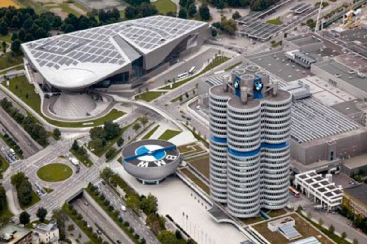 BMW отзывает 176 тысяч машин по всему миру из-за проблем с тормозами