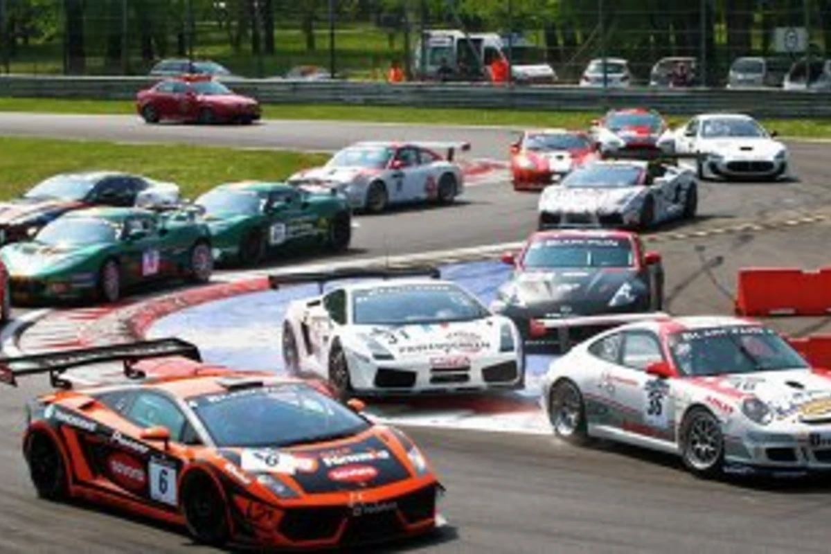 В Баку пройдет финальный раунд FIA GT серии сезона 2013 года