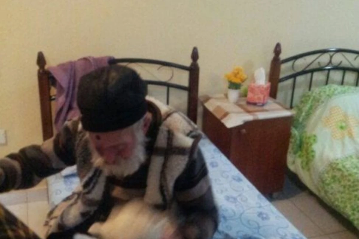 Пожилой бездомный мужчина определен в бакинский приют