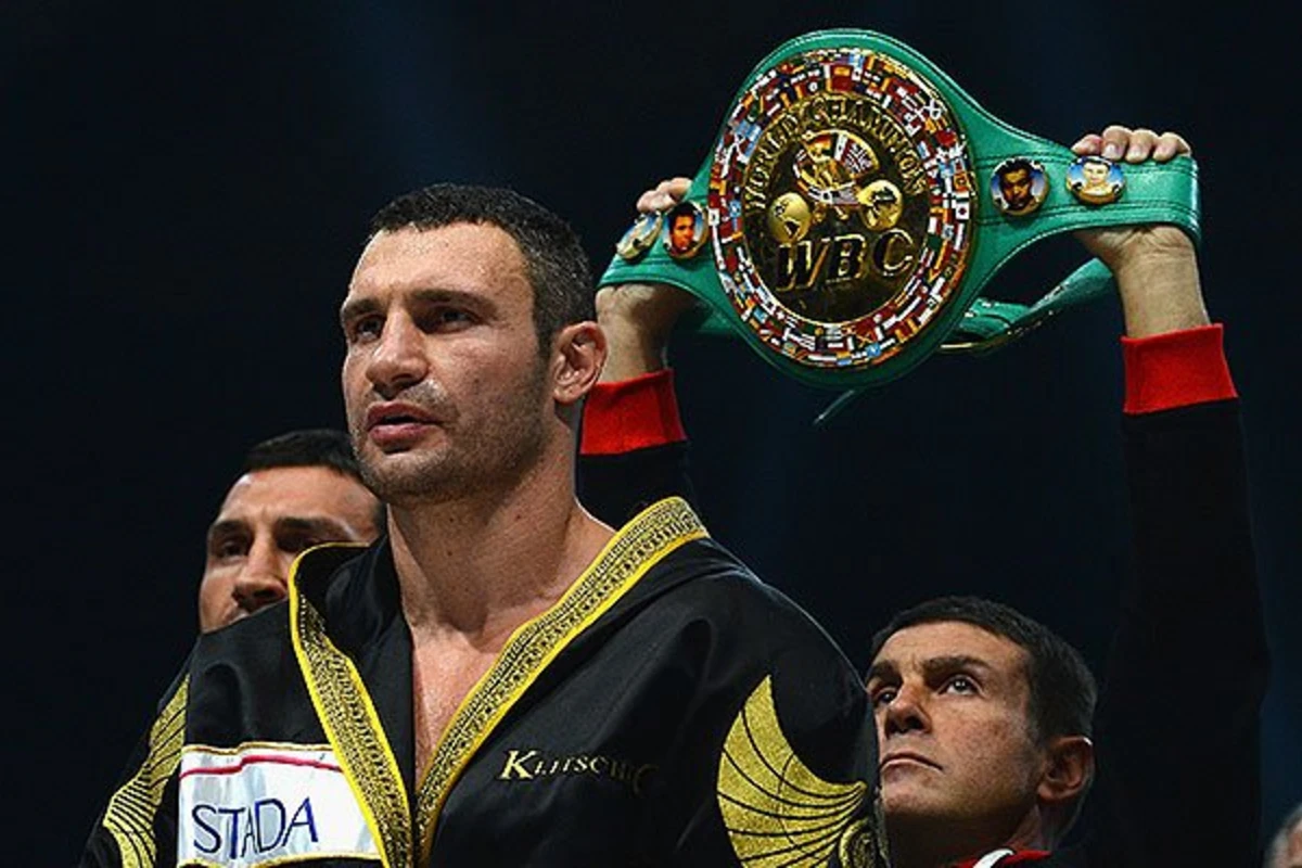 Виталий Кличко завершает спортивную карьеру Виталий Кличко завершает спортивную карьеру