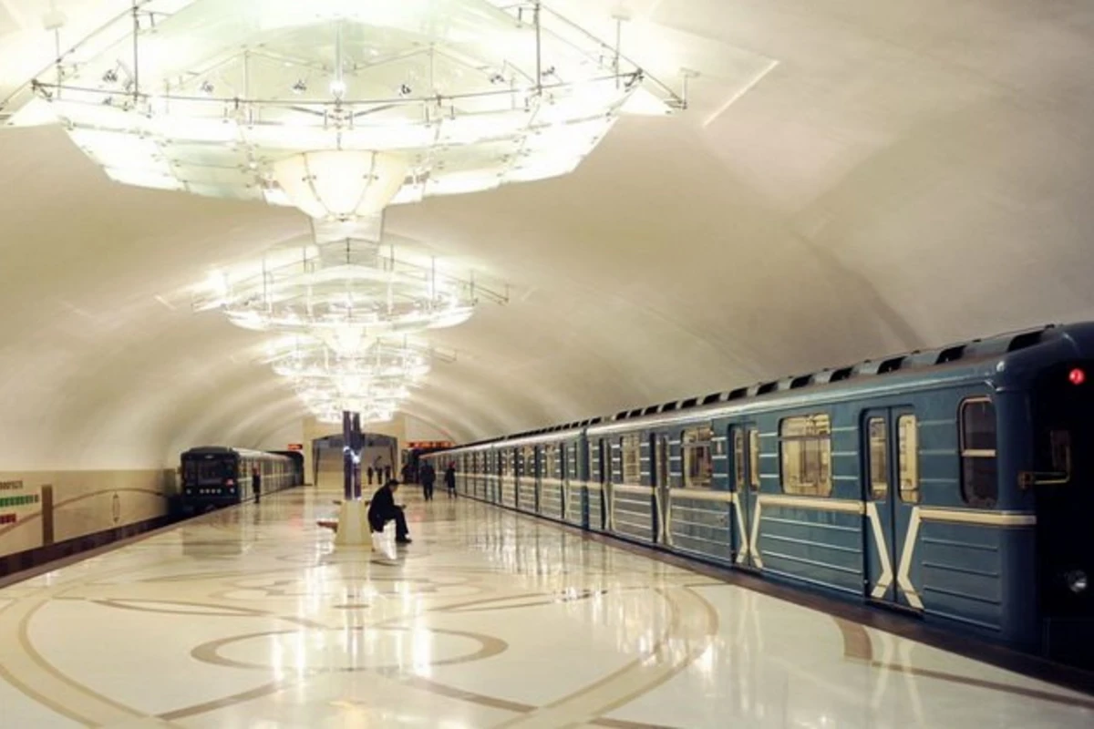 Бакметрополитен прокомментировал сбой в графике движения поездов Бакметрополитен прокомментировал сбой в графике движения поездов