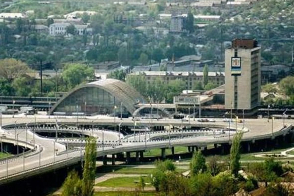 В Украине армянский предприниматель перечислил деньги на счет азербайджанской диаспорской организации