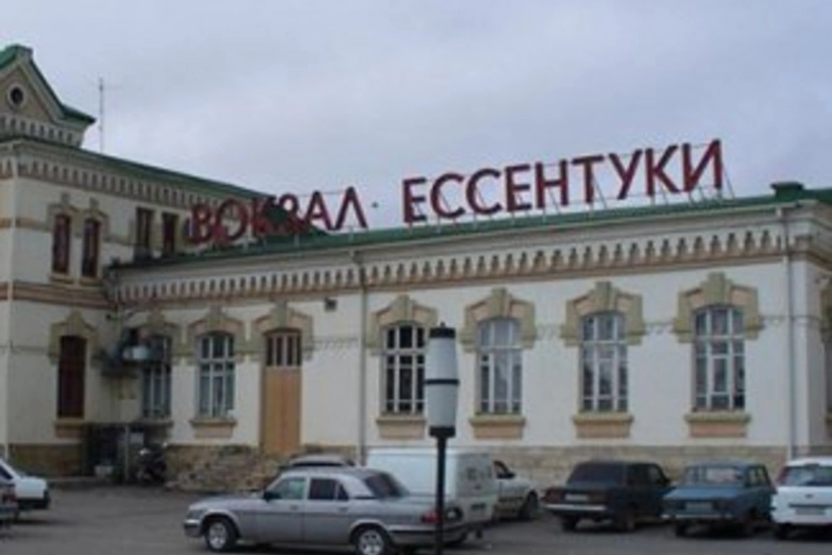 В электричке в Ессентуках произошел взрыв