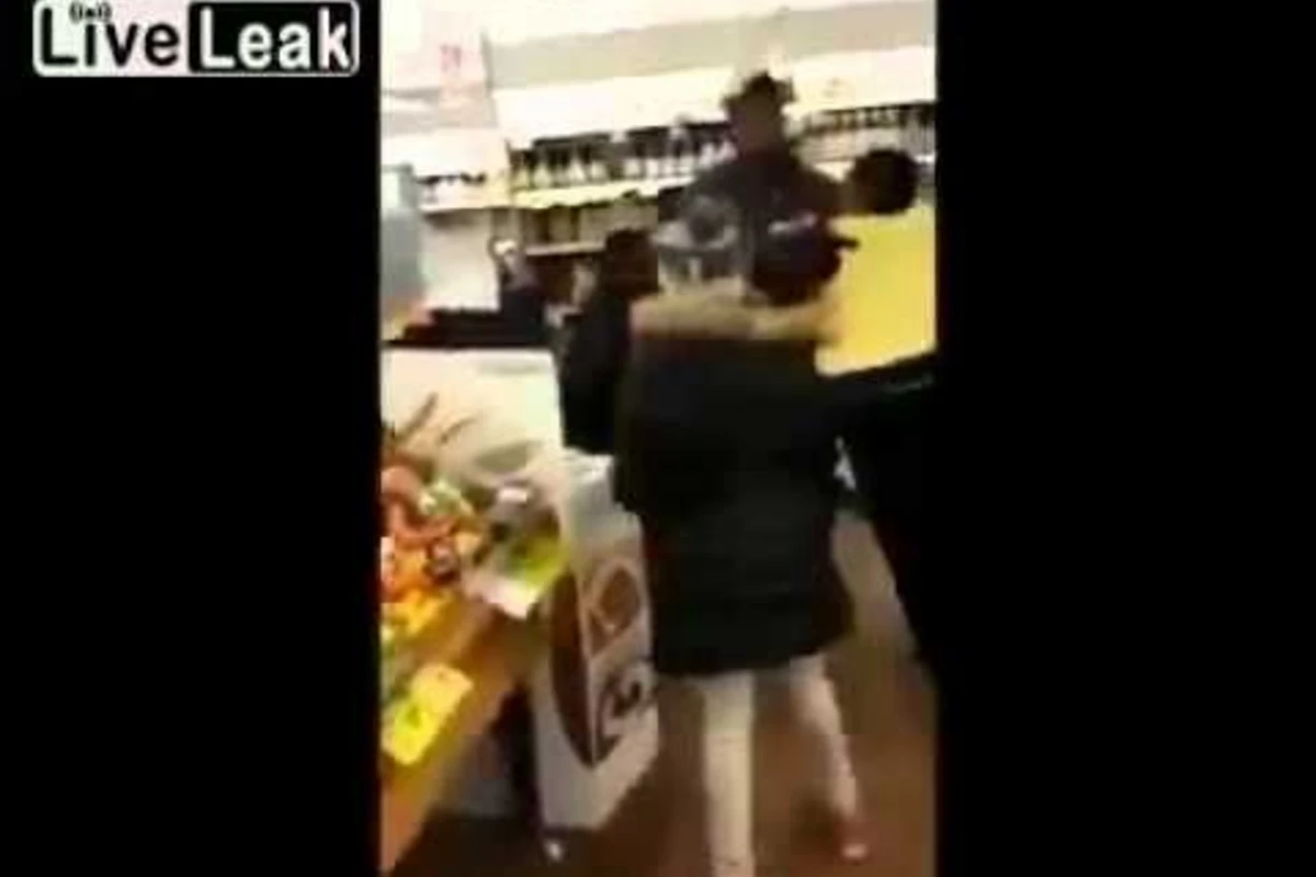 Беспредел в американском супермаркете (видео) Беспредел в американском супермаркете (видео)