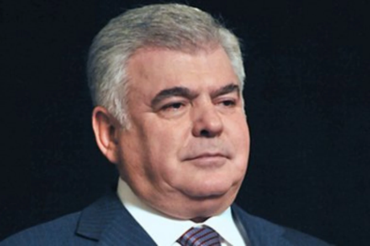 Зия Мамедов подверг критике качество дорожных проектов Зия Мамедов подверг критике качество дорожных проектов