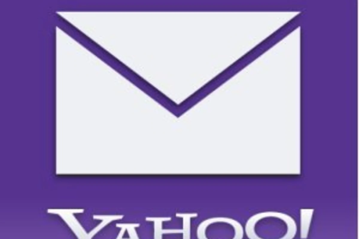 Хакеры взломали почтовый сервис компании Yahoo