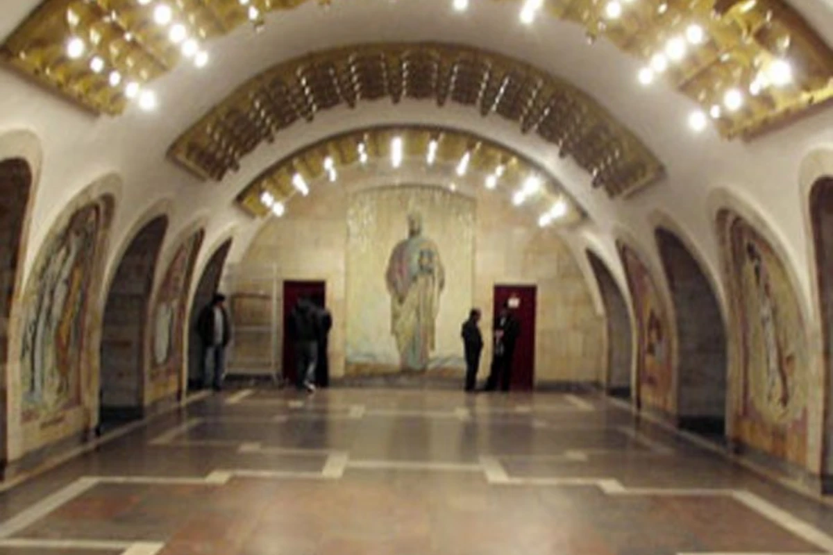 Французская компания модернизирует пять станций Бакметрополитена