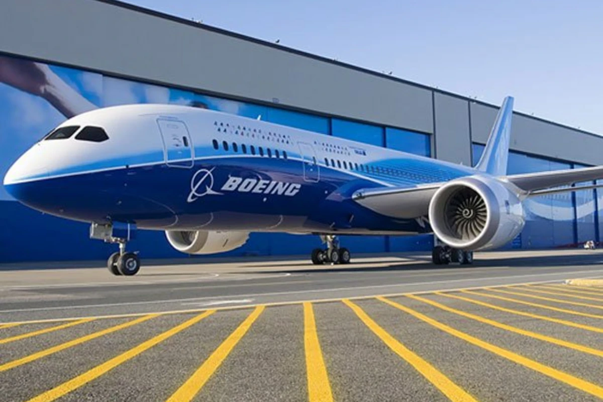 AZAL закупает новый Boeing-787 Dreamliner