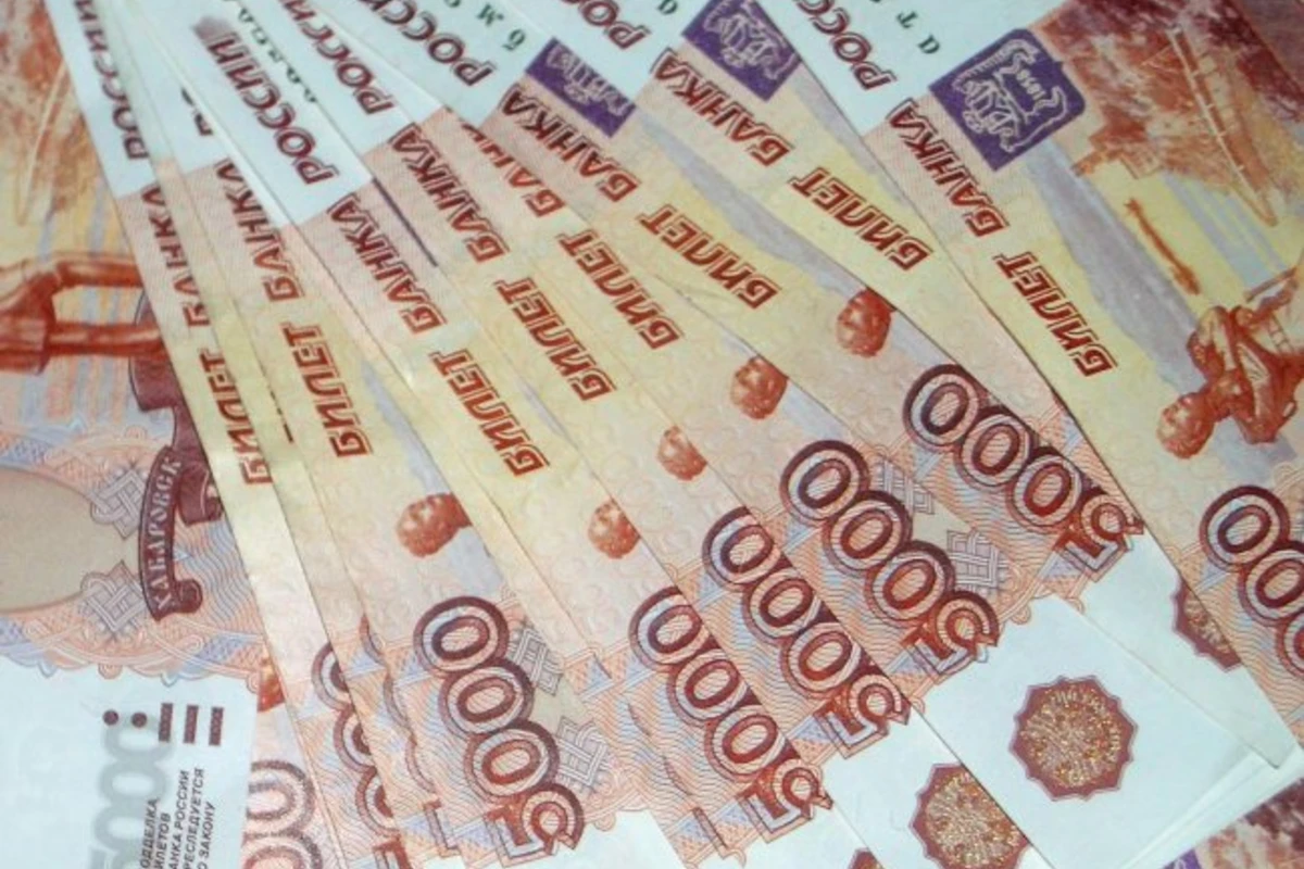 Богатый москвич предлагает свои руку и сердце за 40 тысяч рублей