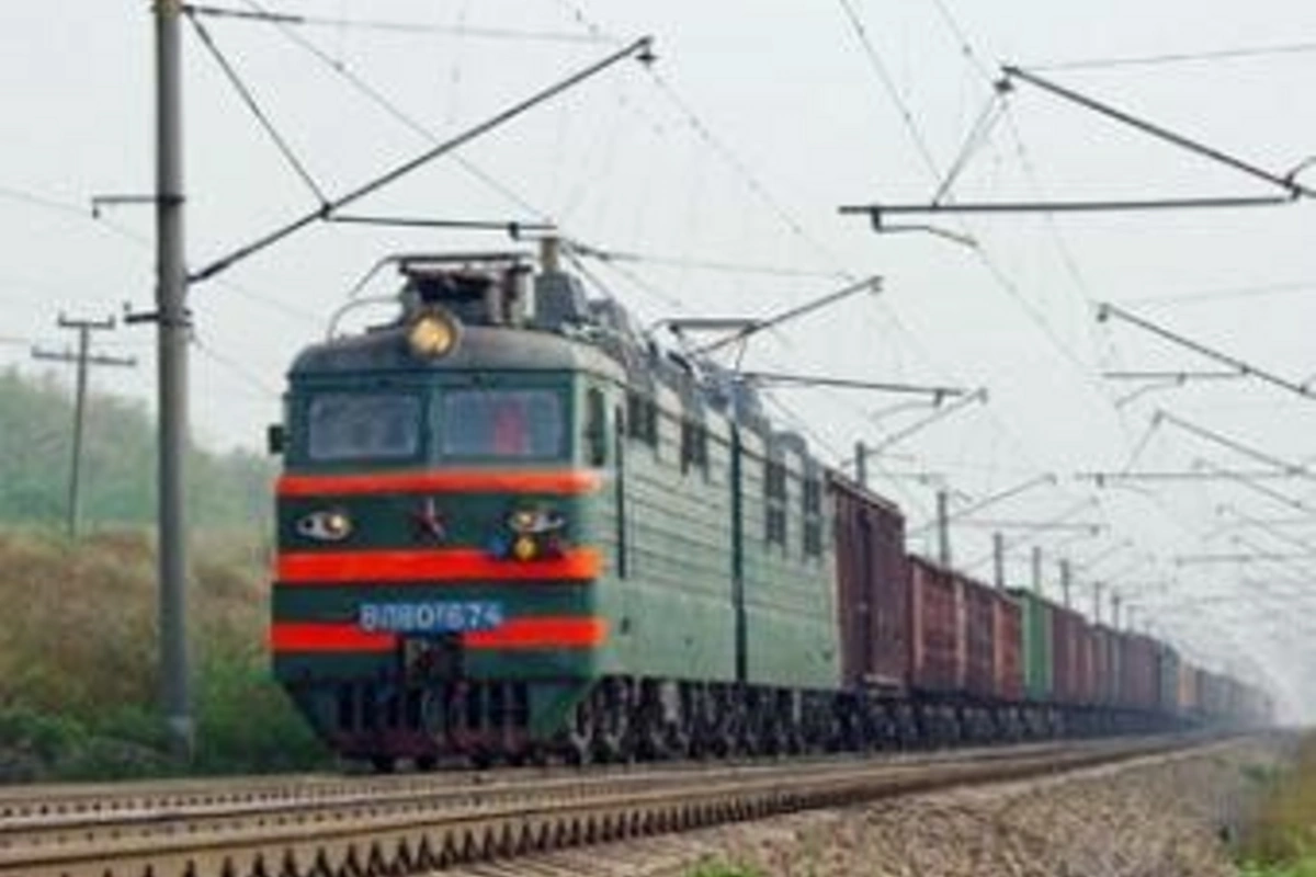 В Азербайджане снижены тарифы на пассажирские перевозки