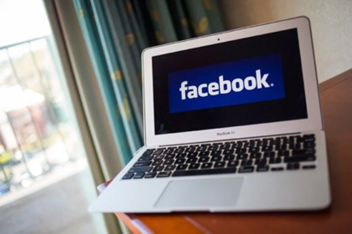 Пост дочери в Facebook помешал отцу получить 80 тысяч долларов