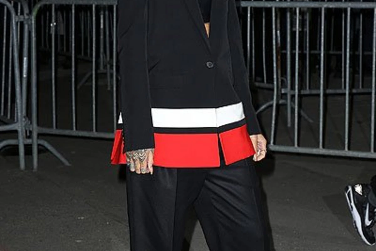 Рианна на показе Givenchy