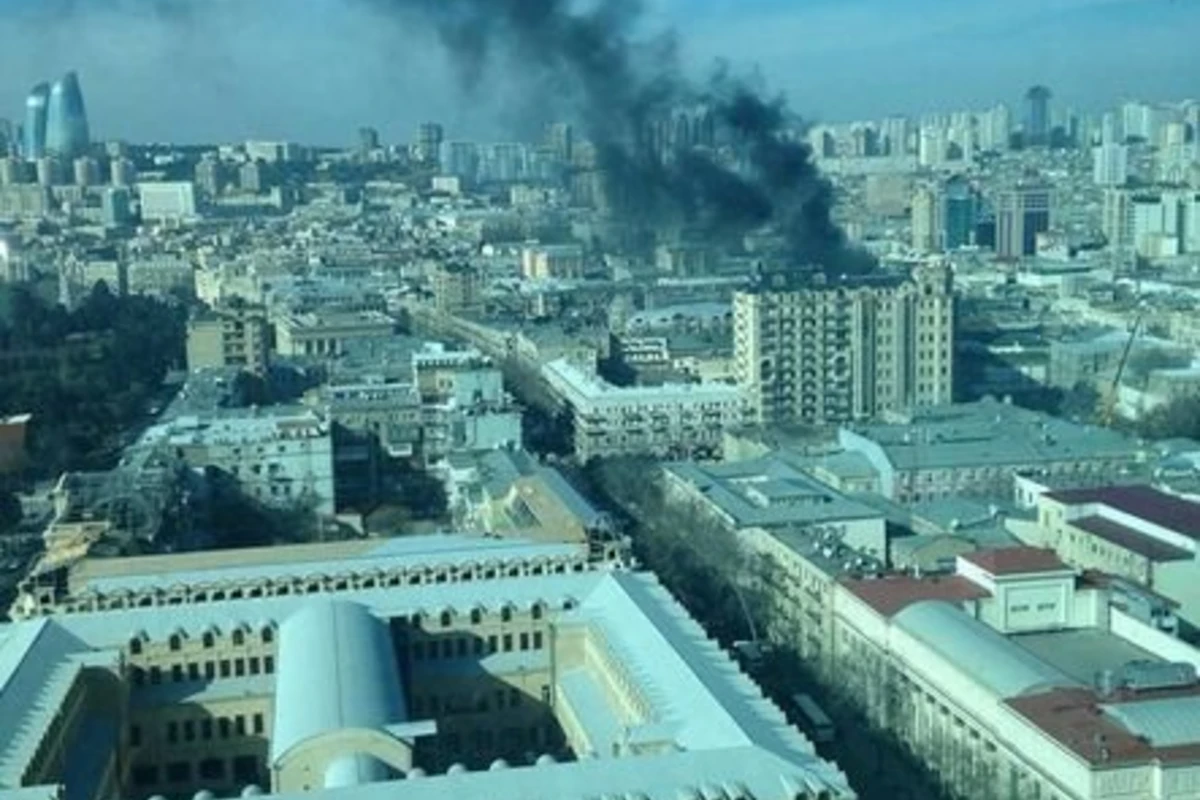 Пожар в торговом центре «Сахиль» потушен