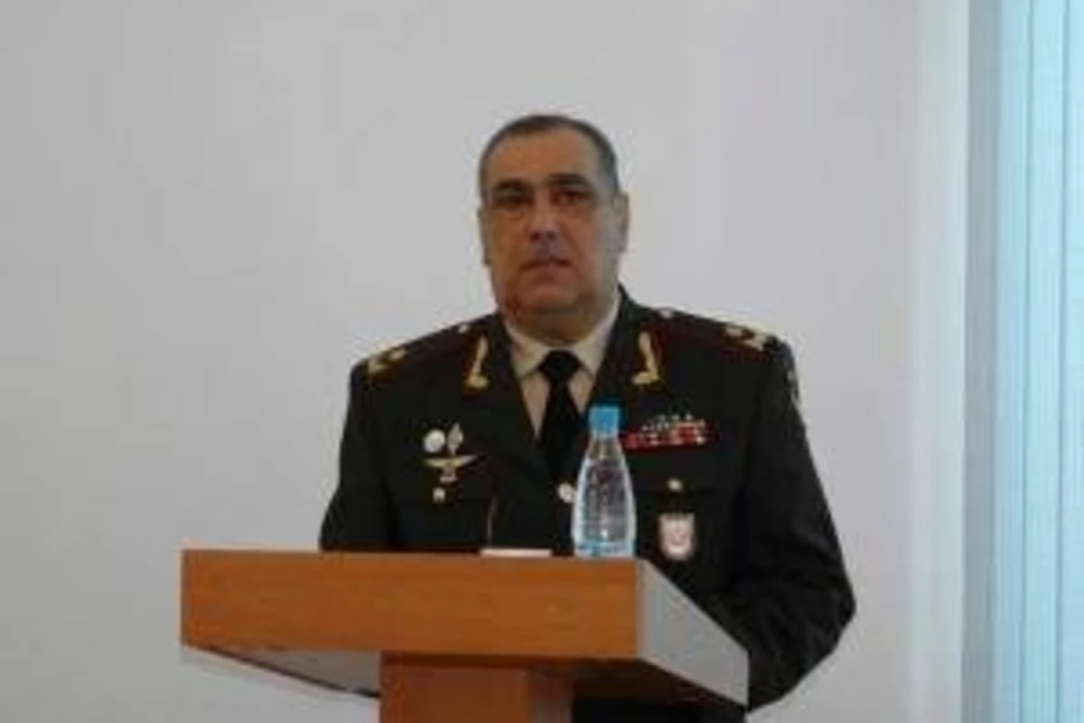 Генерал Вооруженных сил Азербайджана уволен в запас